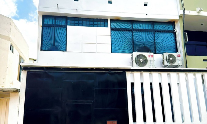 Manta House | Casa entera en Manta, en urbanización privada cerca a todo