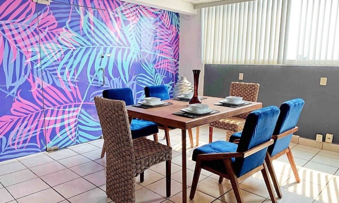 Guadalajara Municipality House | Casa Estadio. ¡súper Ubicada y Confortable!