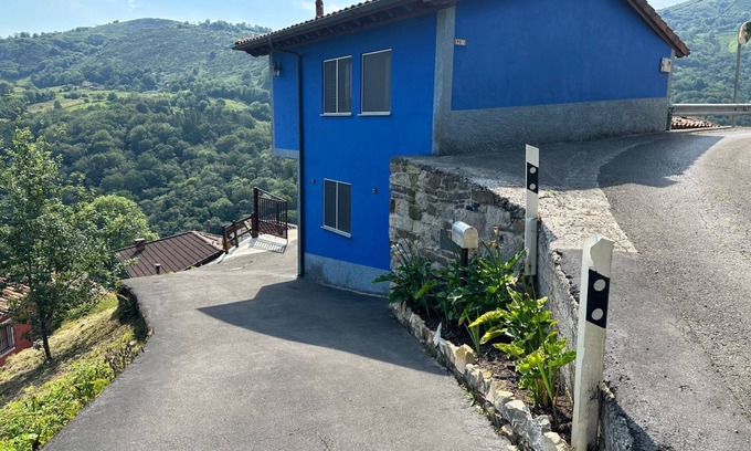 Llerandi Cottage | Casa Ferrero