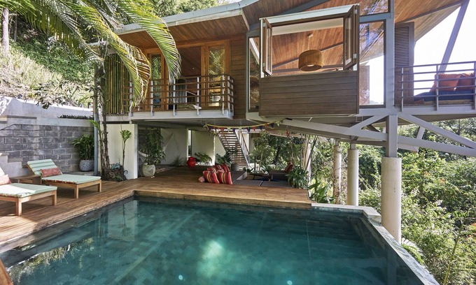 Playa Hermosa Cobano Villa | Casa Flotanta - Ocean Views, Pool & 5-Min to Beach
