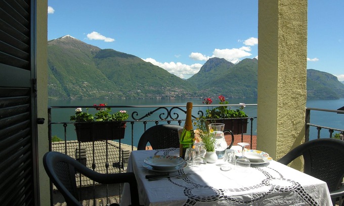 Santa Maria - Rezzonico Apartment | Casa Gabriella apartment with lake view