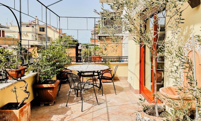 Tor di Quinto Apartment | Casa Gli Ulivi