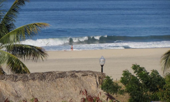 Santa Maria House | Casa Guadalupe - big beach oasis!