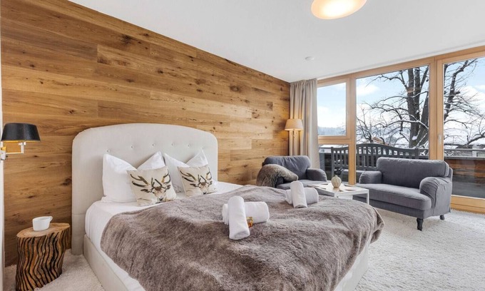 Miesbach Apartment | Casa Hirsch: Central, mountain view, TV & Nespresso
