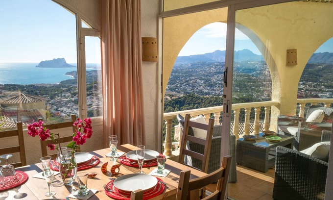 Cumbre del Sol Villa | Casa Inca, year-round villa over Moraira with heatable pool and great views