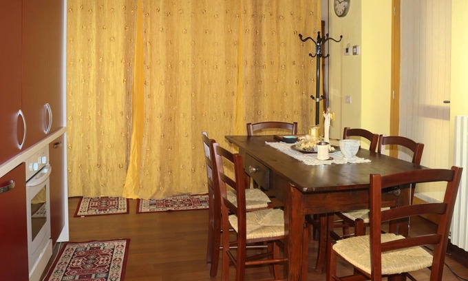 Borgo Milano House | Casa Jasmin a 2 Piani con Giardinetto Privato