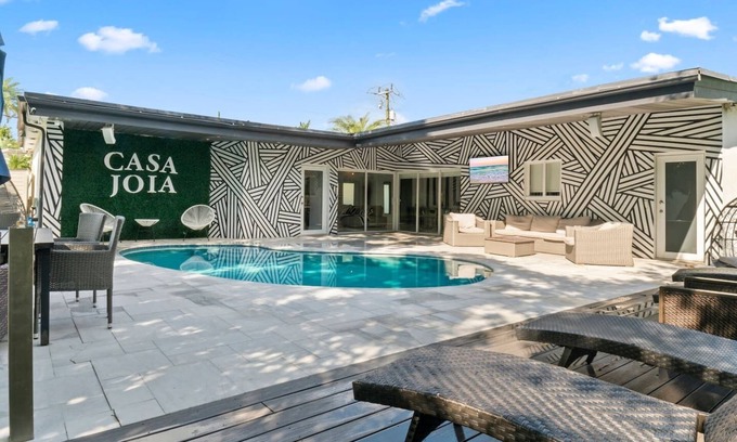 Ojus Villa | Casa Joia | Pool | 15min Beach | 5 min to shul