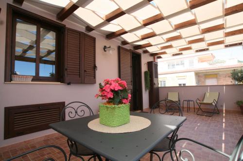 Oliveri Bed & Breakfast | Casa Levante
