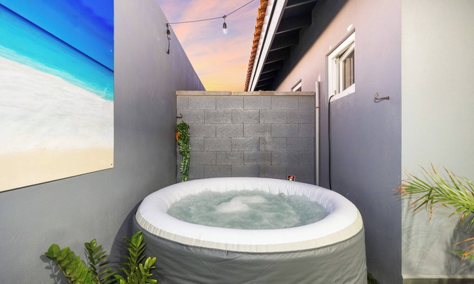 Boegoeroei House | Casa Lima - 5 Mins to Eagle Beach by Lucha