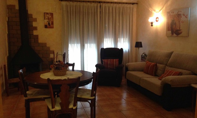 Beceite Apartment | Casa Lola Apartments
