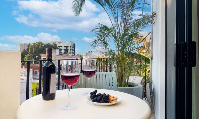 Colonia 5 de Diciembre Apartment | Casa Loro Azul PV Unit 4 NEW with Rooftop pool 1BD Studio for rent in 5 de Dicie