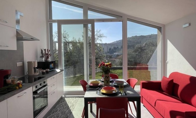 Imperia House | Casa Luca by Interhome