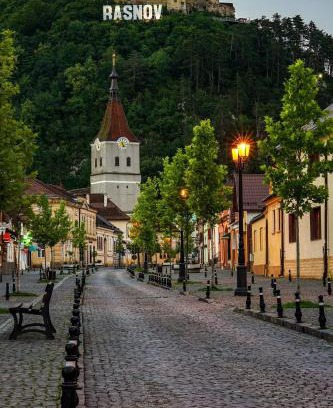 Rasnov House | Casa Lucky