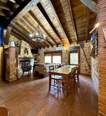 Orcera House | Casa Maria en Linarejos