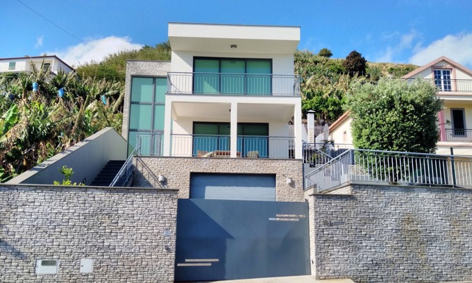 Tabua House | Casa Marisa, sea view suite and barbecue
