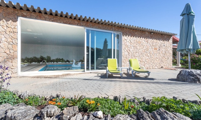 Sao Vicente do Paul House | Casa Monteiro - Cozy Country House with Heated Indoor Pool