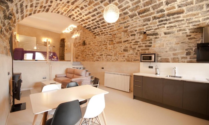 La Fueva House | Casa Mur de Alujan