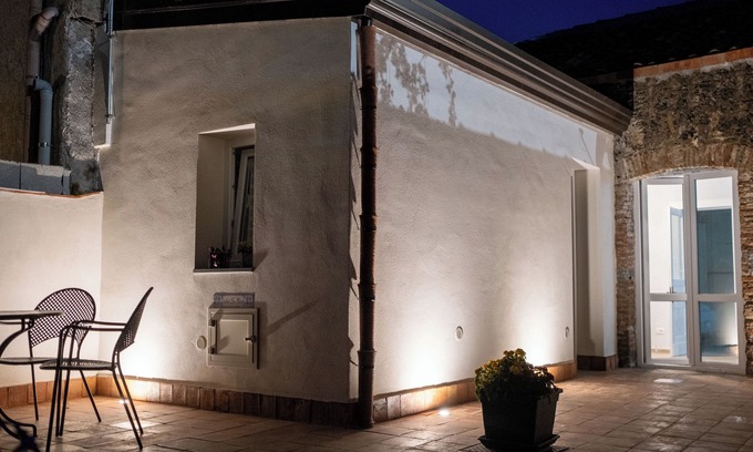 Belpasso House | Casa Nicuzza, a stone's throw from Etnaland and Catania. Family&pet friendly