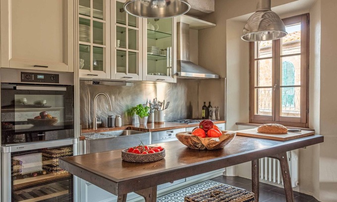 Castelmuzio Villa | Casa Nobile - Five Bedroom Villa, Sleeps 9