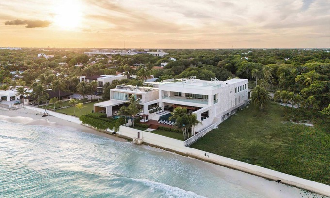 Playacar Fase I House | Casa Nube Blanca | 6BR | Villa | Playa del Carmen