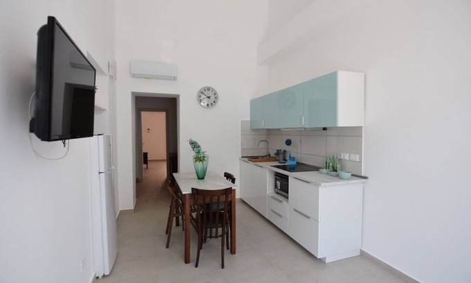Santa Teresa di Riva Apartment | Casa Ortensia, cozy ground-floor apartment 2 minutes from the beach.