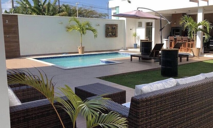 Porto Seguro House | Casa Outeiro da Gloria- Gated community - High Standard