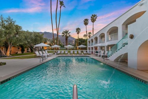 Uptown Design District Hotel | Casa Palma Hotel & Bungalows