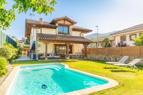Akerreta Villa | Casa Patxi, espectacular casa rural próxima a Pamplona