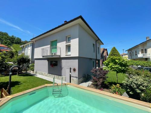 Alba Villa | Casa Piero, relax e piscina privata tra le colline delle Langhe