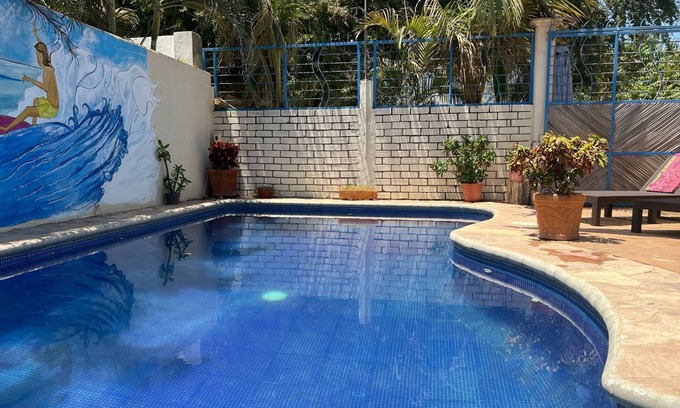Los Tamarindos House | Casa Playas/Steps to the BEACH/Starlink