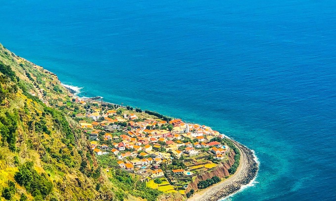 Jardim do Mar Villa | Casa Pontinha, Seafront Villa, with Private Pool in Jardim do Mar