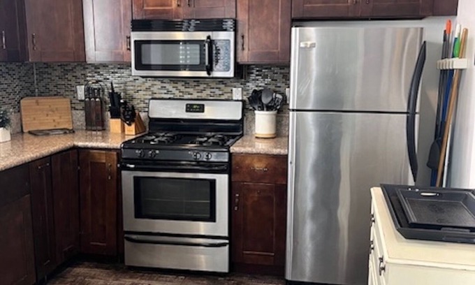 Inglewood Condo | Casa Queen Villa - Charming Modern 3 Bed/2.5 Bath+ condo in lovely Inglewood