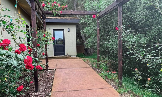 Bonsall House | Casa Rosa - Spacious 2BR, 2BTH Country Retreat