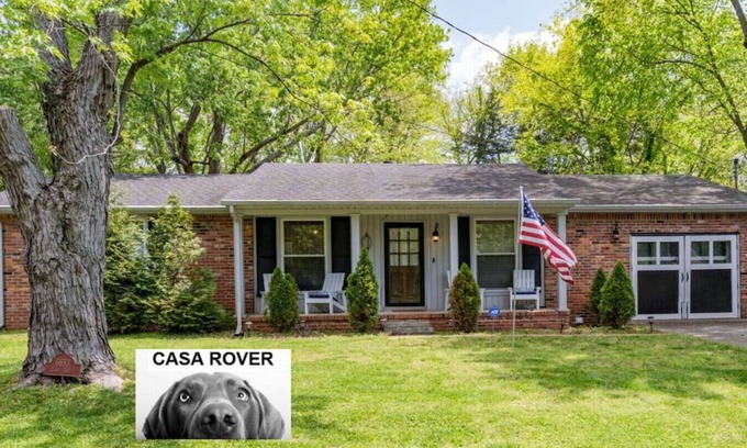 Nashville House | Casa Rover - Pet Friendly w/Fenced-in Yard, Family Friendly, Mins to Downtown Nashville