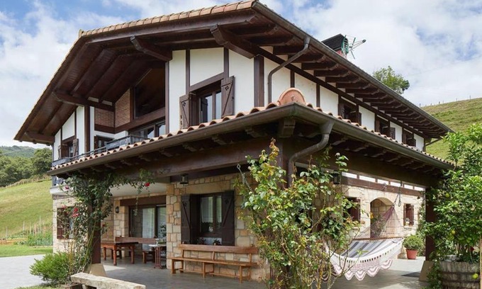 Asteasu House | Casa rural a 10 minutos de San Sebastian