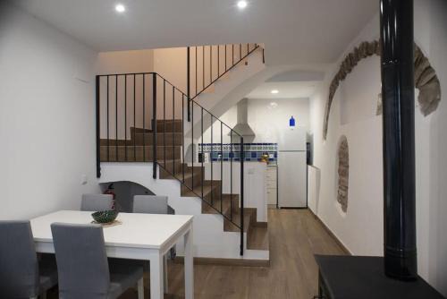 Ahin Ski Chalet | Casa Rural Ana Maria Ain