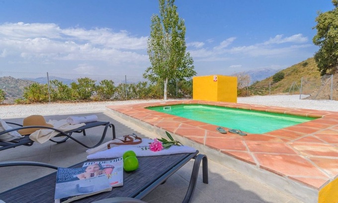 El Borge Villa | Casa Rural el Nogal Cútar by Ruralidays