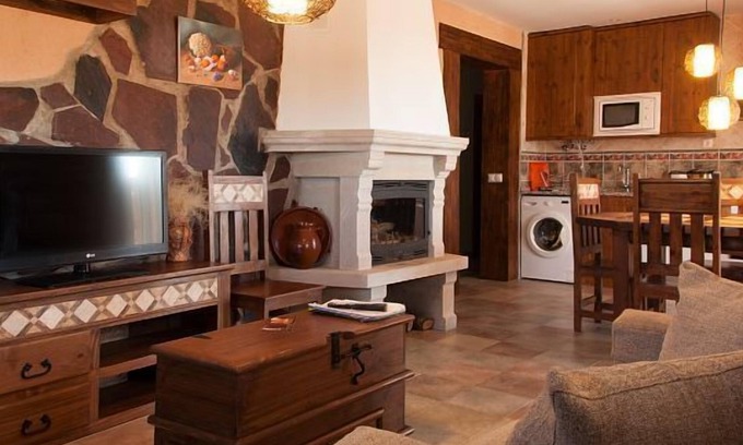 El Pobo de Duenas Cottage | Casa Rural La Dueña for 6 people