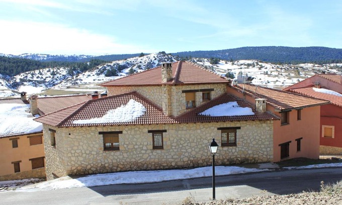 Guadalaviar Apartment | Casa Rural Lahuerta Apartamentos