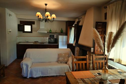 Villalba de la Sierra House | Casa Rural Nelia