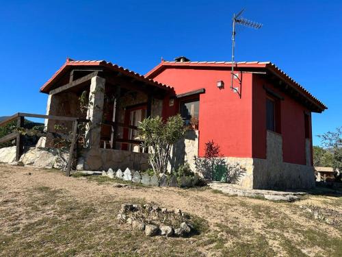 El Tiemblo Ski Chalet | Casa Rural Roja