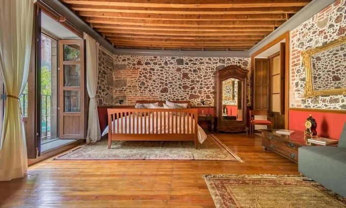 Historic Center Apartment | Casa Sauto