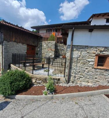 Savogna Apartment | Casa Scarbini