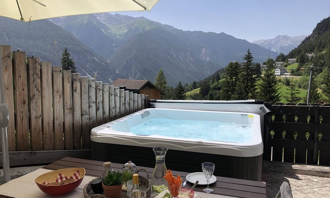 Schmitten Ski Chalet | Casa Scrinari - Alpine Living - Hideaway in the Swiss Alps