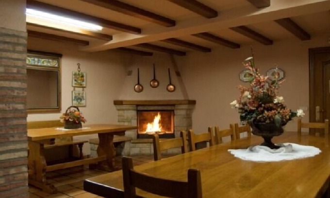 Cabanillas Cottage | Casa Senda Bardenas for 10 people