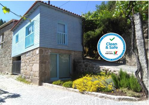 Campo de Gerez House | Casa Sulfato