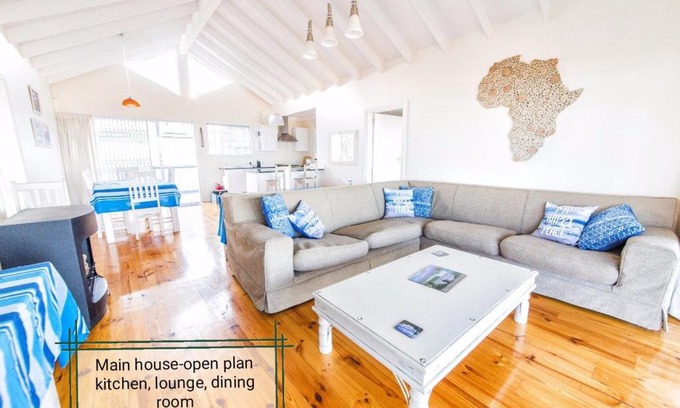 Wavecrest Apartment | Casa Surf Lodge J'Bay