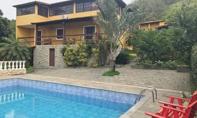 Iguaba Grande House | CASA SURYA, Piscina Fantástica, Churrasqueira, Completa, 18 HÓSPEDES na REGIÃO DOS LAGOS - Casa de Campo