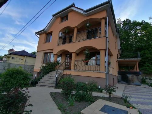 Sanmartin House | Casa Teodora