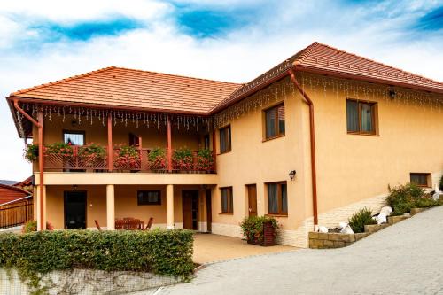 Praid Apartment | Casa Tofi Vendégház
